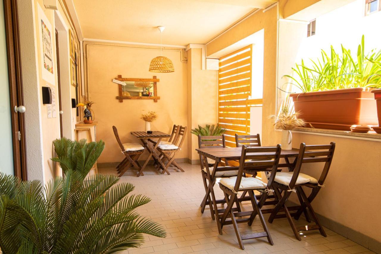 Resilienza Tropical Apartments & Room Porto SantʼElpidio Exteriör bild