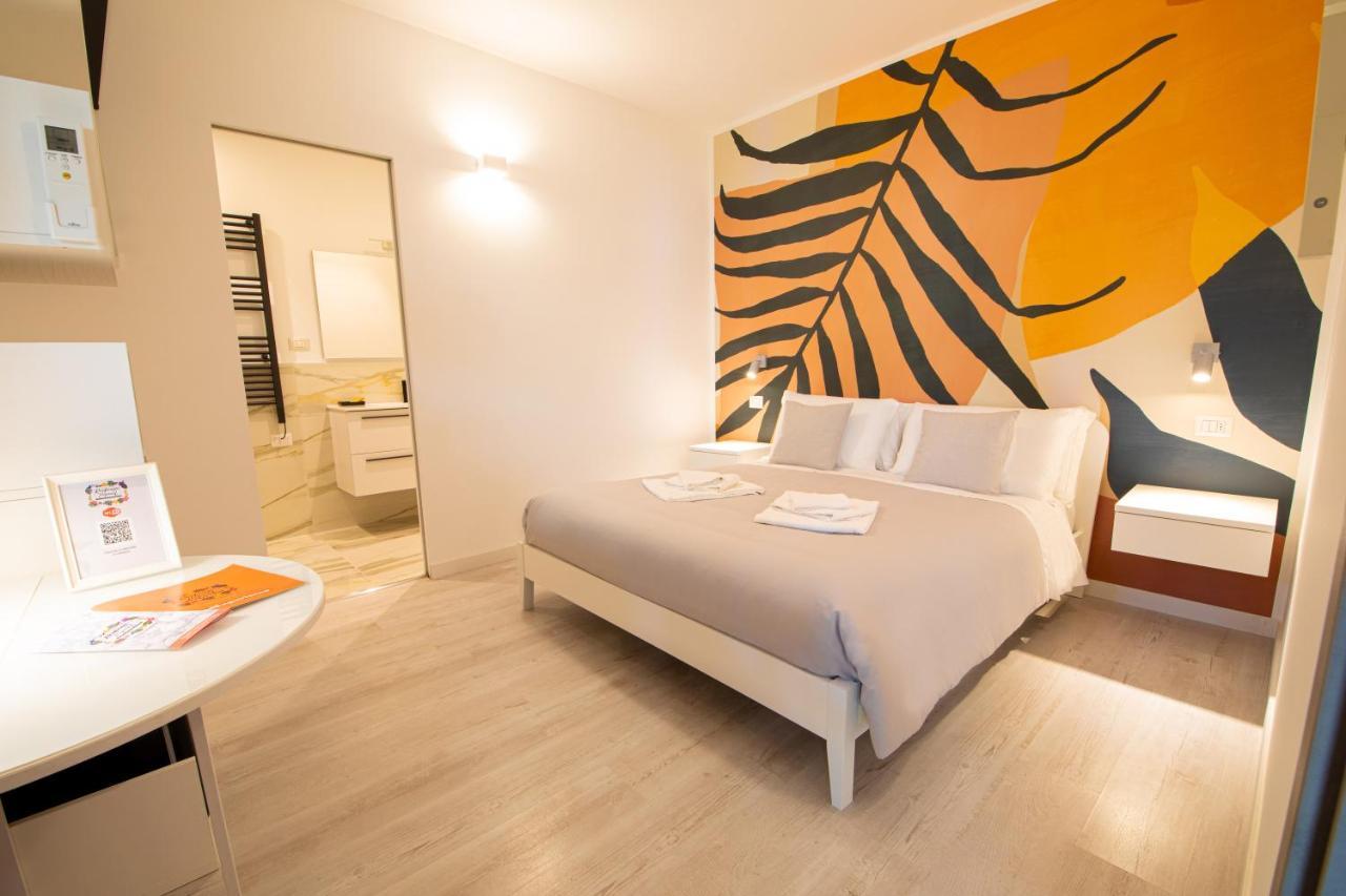 Resilienza Tropical Apartments & Room Porto SantʼElpidio Exteriör bild