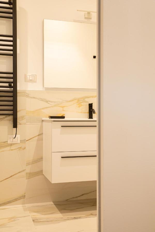 Resilienza Tropical Apartments & Room Porto SantʼElpidio Exteriör bild