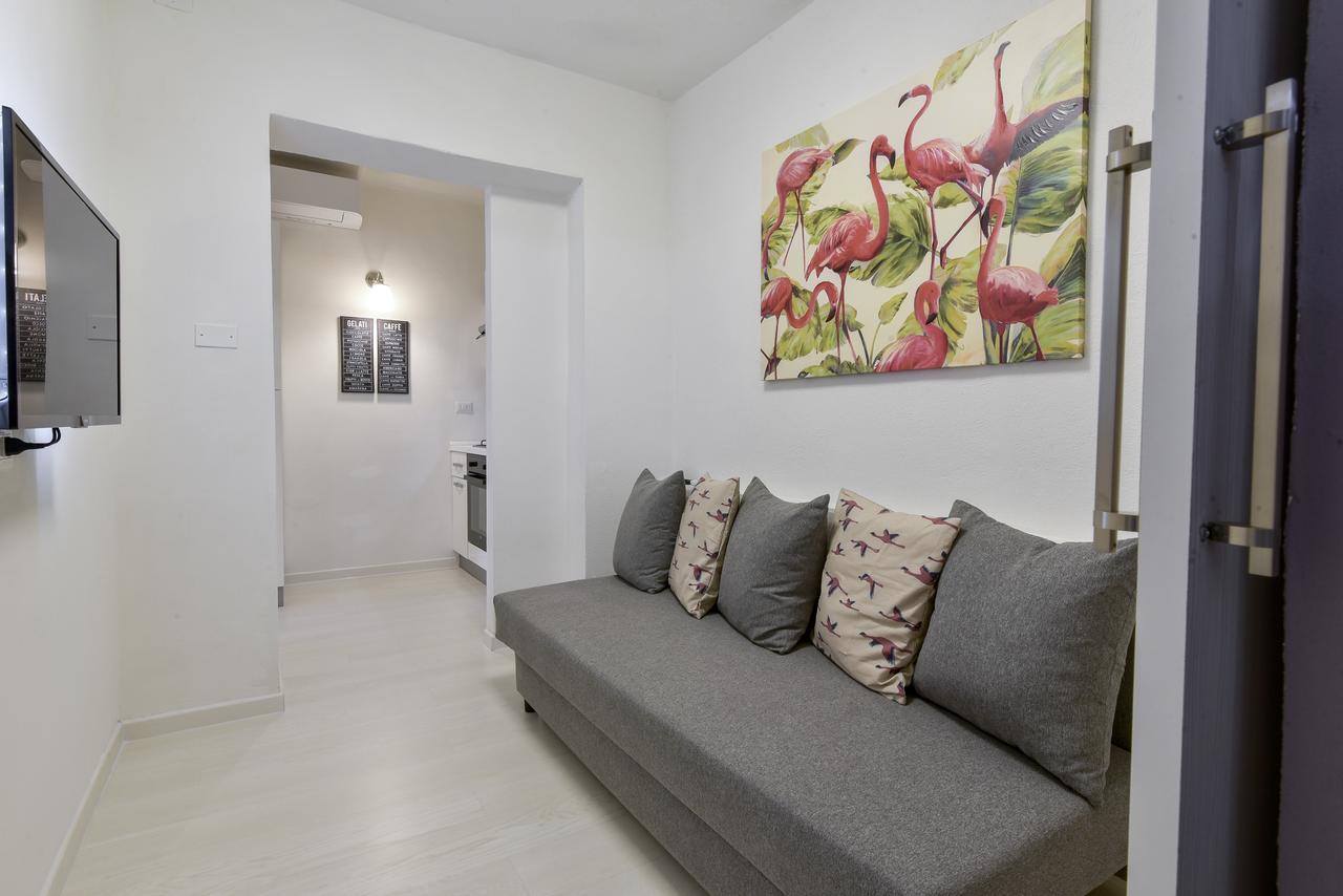 Resilienza Tropical Apartments & Room Porto SantʼElpidio Exteriör bild